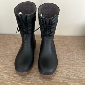 Bogs Amanda Shearling boot